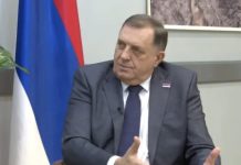 DODIK PRKOSI AMERIKANCIMA: „Drina nikada nije bila granica jednog naroda…“ DODIK PRKOSI AMERIKANCIMA: „Drina nikada nije bila granica jednog naroda…“ - featured image