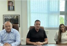 Veličala zločinca Mladića pa ostala bez posla u Sarajevu: Nedeljko Elek je sada „nagrađuje“ stalnim zaposlenjem Veličala zločinca Mladića pa ostala bez posla u Sarajevu: Nedeljko Elek je sada „nagrađuje“ stalnim zaposlenjem - featured image