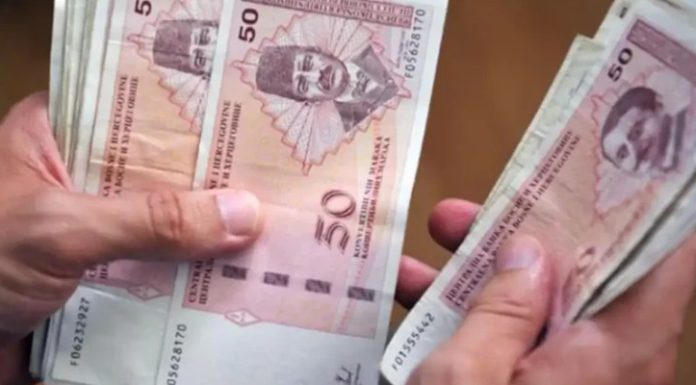 Objavljen javni poziv: Dijeli se jednokratna pomoć od 200 KM, provjerite imate li pravo Objavljen javni poziv: Dijeli se jednokratna pomoć od 200 KM, provjerite imate li pravo - featured image