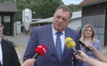 Dodik se oglasio pa izazvao lavinu reakcija: “Malo ovdje, malo ondje… i eto ga, milion!” Dodik se oglasio pa izazvao lavinu reakcija: “Malo ovdje, malo ondje… i eto ga, milion!” - featured image