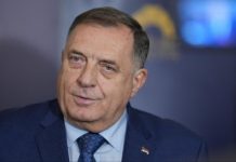 Dodik ide na sahranu Mladića: Još jedna poruka iz RS-a koja će izazvati ogorčenje u BiH Dodik ide na sahranu Mladića: Još jedna poruka iz RS-a koja će izazvati ogorčenje u BiH - featured image