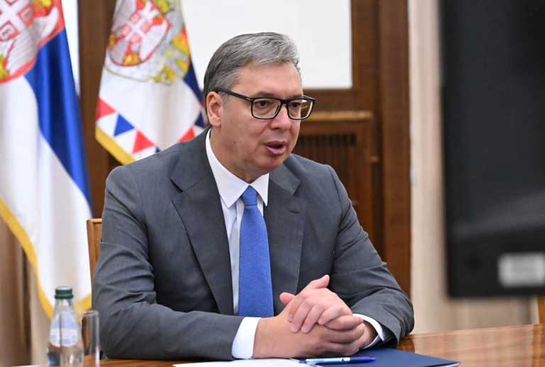 Vučić podnosi ostavku na mjesto predsjednika Srbije: Slijedi politička rokada pred oktobarske izbore - featured image