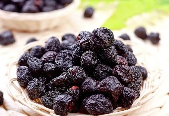 Prirodni lijek za štitnjaču – 7 blagotvornih prirodnih lijekova Prirodni lijek za štitnjaču – 7 blagotvornih prirodnih lijekova - featured image