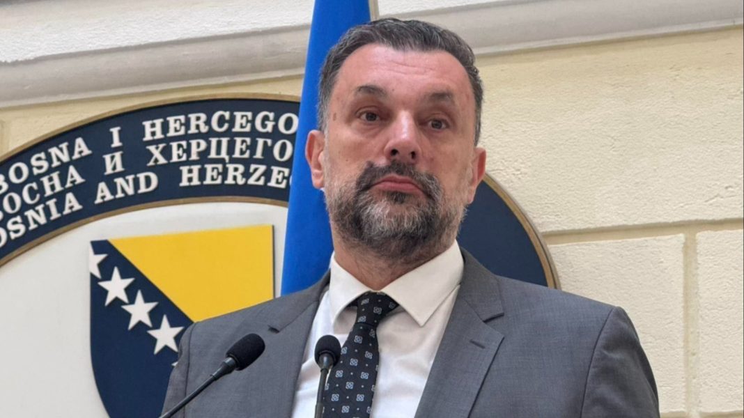 Konakovićeve riječi o penzionerima izazvale buru: „Zavucite ruku u džep i vidite šta osjećate“ - featured image