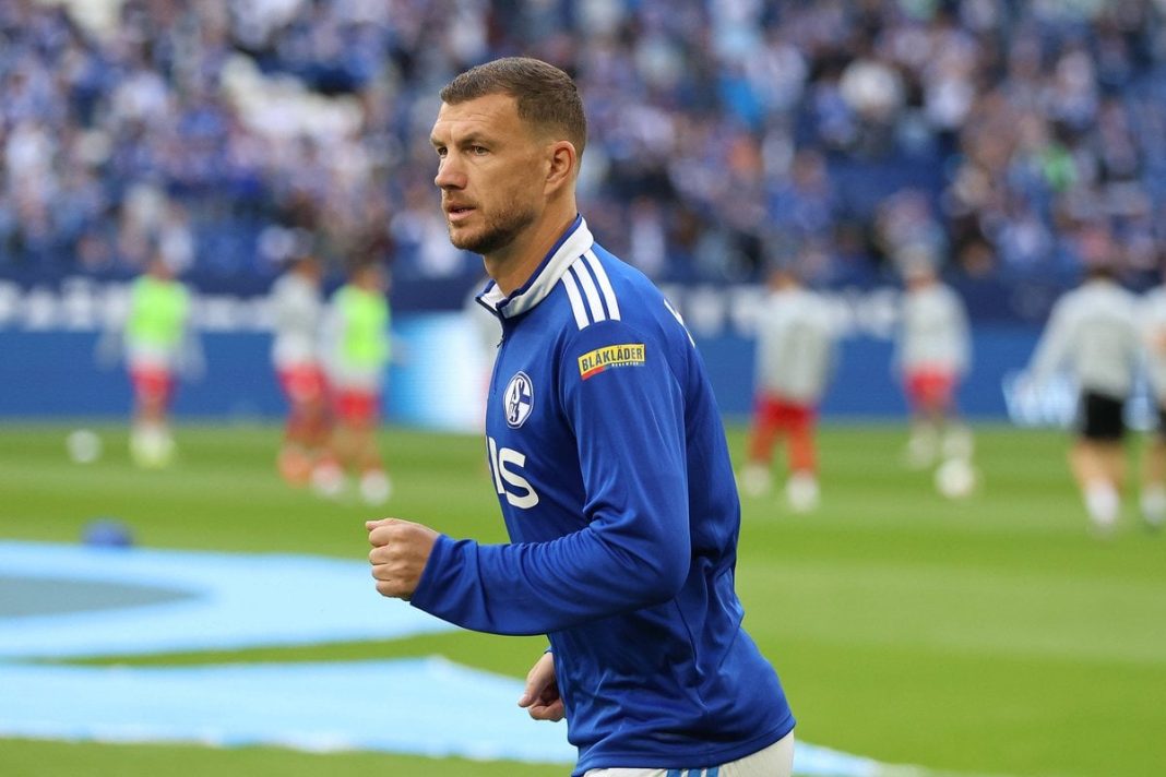 Sram te bilo! Edina Džeku 'legenda' ponizila: 