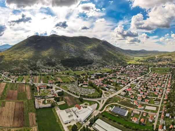 U bh. gradu nude platu od 5.000 KM i stan: Traže ljekara - featured image