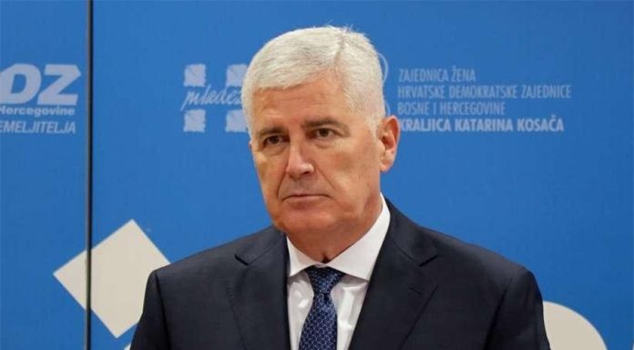MUK U MOSTARU: Dragan Čović u izbornom slavlju prešutio povijesni gubitak… MUK U MOSTARU: Dragan Čović u izbornom slavlju prešutio povijesni gubitak… - featured image